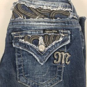 Miss Me Easy Capri Exclusively  for Buckle  25x20